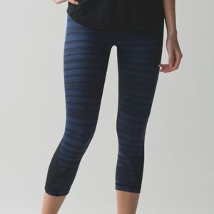 Lululemon Run Inspire Crop II Luxtreme Good Vibes